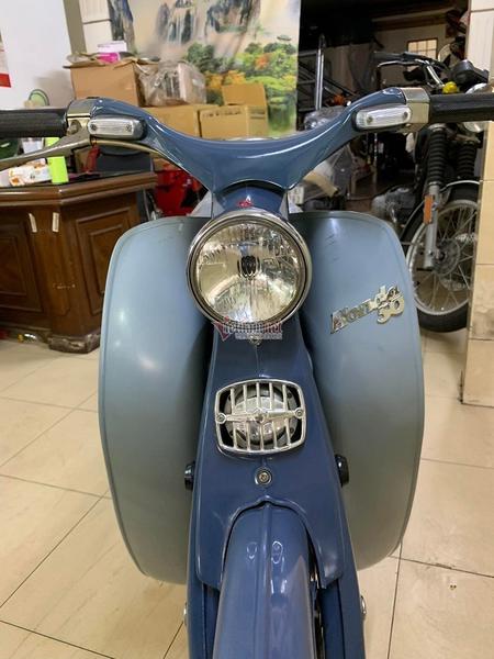 Honda Cub C100 đời 1960 hàng hiếm chưa đổ xăng, giá 600 triệu đồng