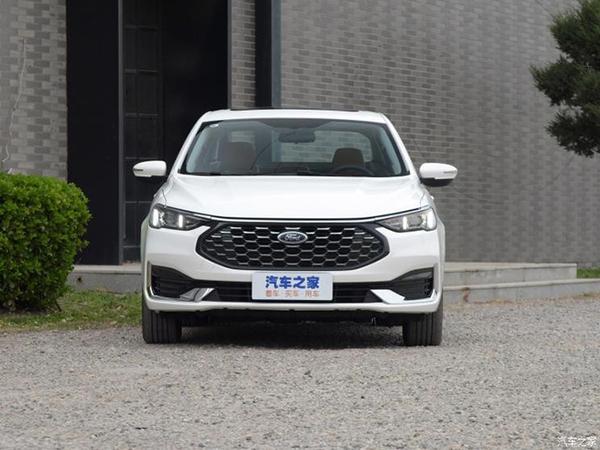 Ford Escort 2021 dành riêng cho thị trường Trung Quốc có gì đặc biệt ?