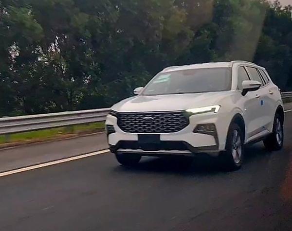 Ford Territory 2023 tiếp tục bị phát hiện chạy thử nghiệm tại Việt Nam trước thềm ra mắt