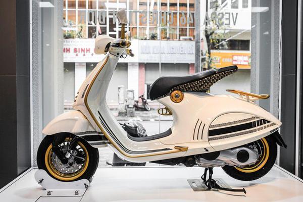 vespa 946 louis vuitton