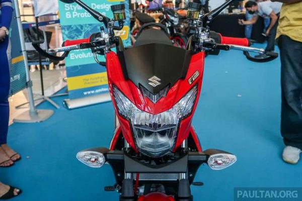Suzuki Raider R150 Fi phiên bản Azlan Shah với ngoại hình độc đáo ra mắt