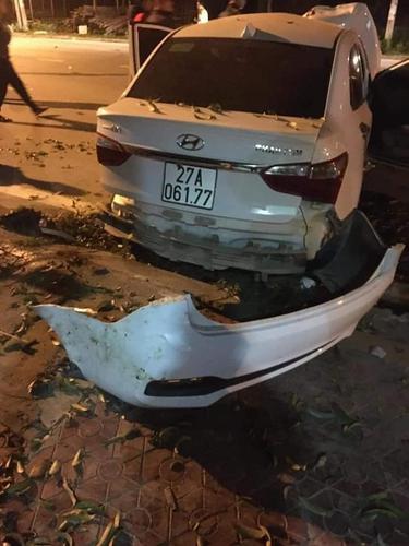 Hai sinh viên tử vong tại chỗ sau cú va chạm với ô tô Hyundai trên đường đi làm thêm về