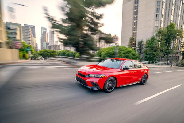 Honda Civic 2022 chính thức mở bán tại Mỹ với 2 tùy chọn động cơ