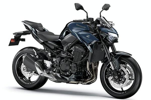 Kawasaki Z900 ABS 2022 vừa ra mắt ở Việt Nam với giá từ 320,9 triệu đồng