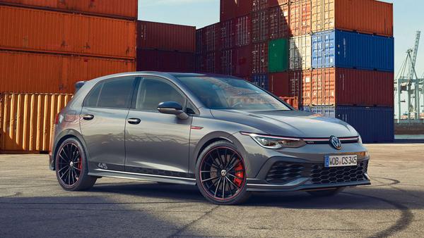 Volkswagen Golf GTI Clubsport 45 2021 mới được bán ra với giá 1,28 tỷ đồng