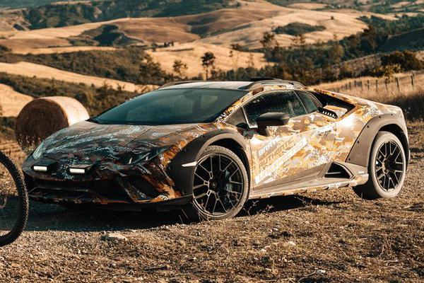 Xuất hiện phiên bản địa hình của Lamborghini Huracan