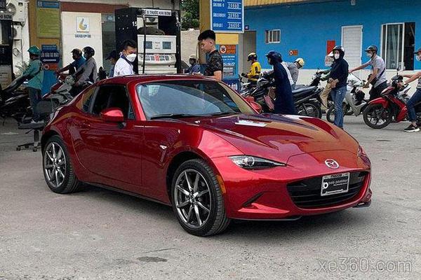 Mazda MX-5 RF 2022 độc nhất Việt Nam về tay đại gia Sài Gòn