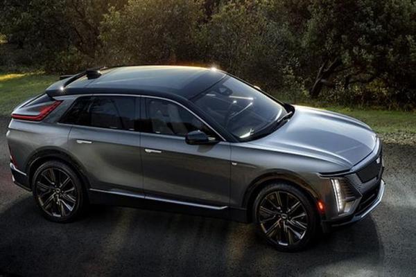 Xe điện Cadillac Lyriq 2022 bổ sung thêm bản AWD với sức mạnh lên đến 500 mã lực