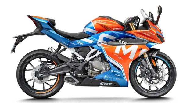 CFMoto 300SR phiên bản Tricolor ra mắt với giá 95 triệu đồng