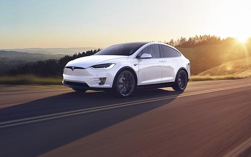 Top 10 mẫu xe SUV hạng sang nhanh nhất thế giới năm 2020