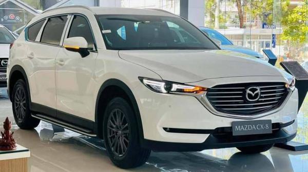 Mazda CX-8 đang được ưu đãi lên đến 120 triệu đồng