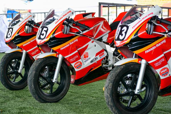Honda NSF100 tham gia Giải đua mô tô cho tay đua dưới 18 tuổi