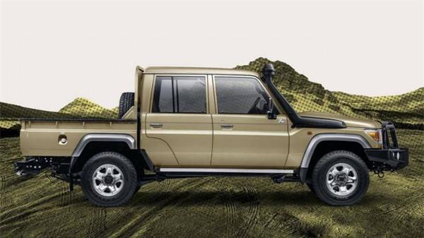Toyota Land Cruiser 70 Series bản kỷ niệm ra mắt với giá 1,25 tỷ đồng