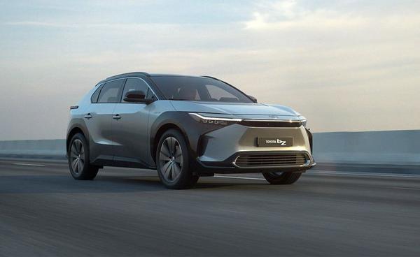 Ô tô điện Toyota bZ4X sẽ không được bán ra tại Nhật Bản