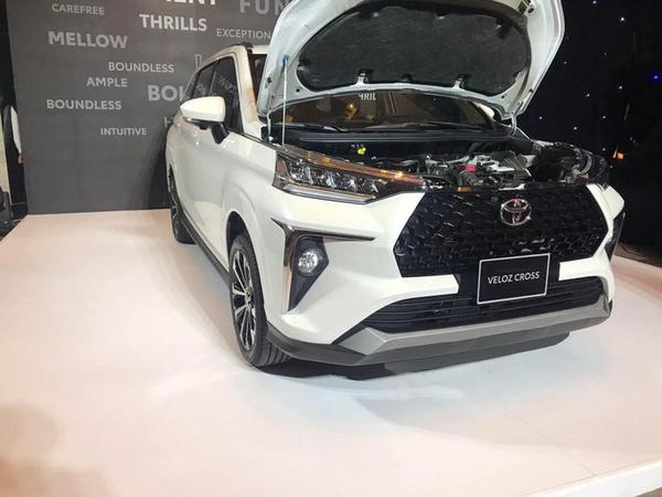 Nội thất của Toyota Veloz Cross 2022 tại Việt Nam lần đầu lộ diện