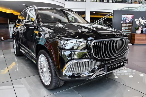 Cận cảnh Mercedes-Maybach GLS 600 chính hãng giá 11,5 tỷ đồng