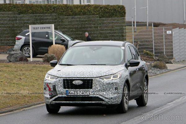 Ford Escape 2023 chạy thử nghiệm với một số thay đổi đáng chú ý