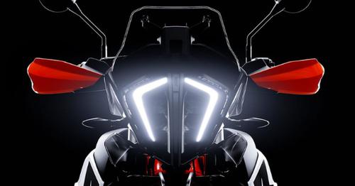 Mẫu xe  KTM 1290 Super Duke RR sẽ ra mắt với hệ thống 2 xi-lanh dung tích 490cc