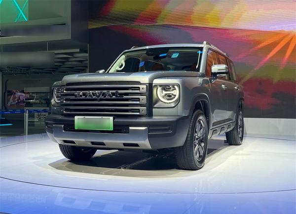 SUV việt dã của Trung Quốc với cái tên như xe Mỹ , lăn bánh 145 km mà không cần xăng