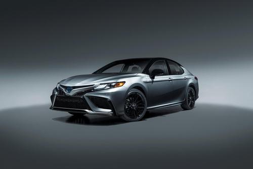 Toyota CH-R 2021 và Camry 2021 ẳm trọn giải thưởng an toàn Top Safety Pick