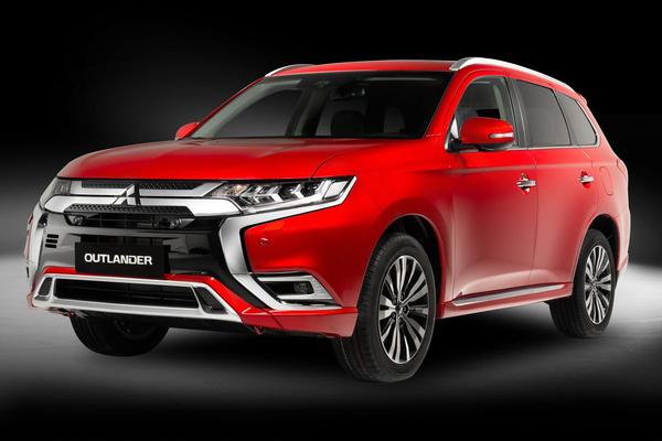 Mitsubishi Outlander hưởng ưu đãi tới 50 triệu đồng trong tháng 6/2022