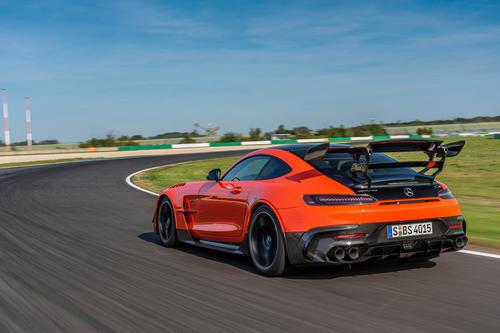 Mercedes-AMG GT Black Series ra mắt tạo ấn tượng tốt từ ngoại hình đến động cơ