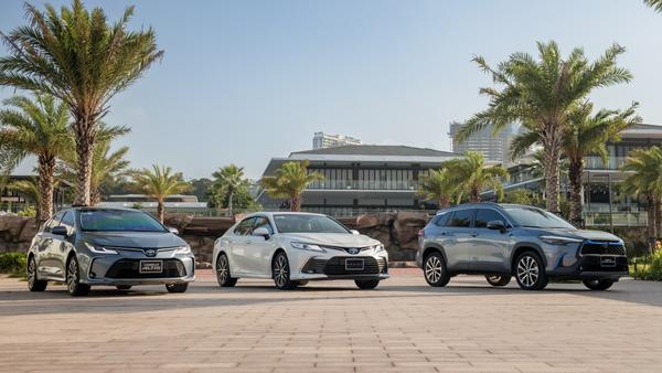 Xe lai hybrid đang dần được người Việt ưa chuộng hơn là xe điện