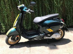 Vespa Sprint Racing Sixties dòng xe khá cuốn hút người dùng của thương hiệu Vespa