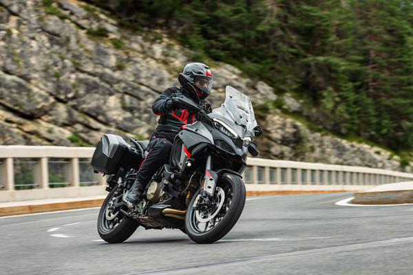 Ra mắt siêu phẩm Ducati Multistrada V4 S Grand Tour