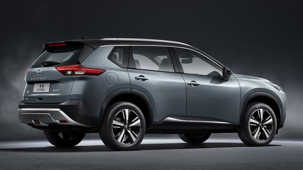 Nissan X-Trail SUV 2022 mới chính thức ra mắt tại Triển lãm Ô tô Thượng Hải