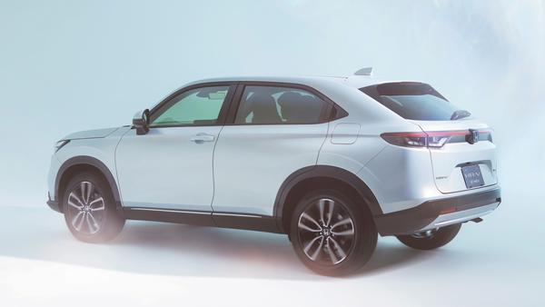 Honda HR-V 2021 tiết lộ thêm nhiều chi tiết đáng chú ý, sẽ sử dụng động cơ hybrid