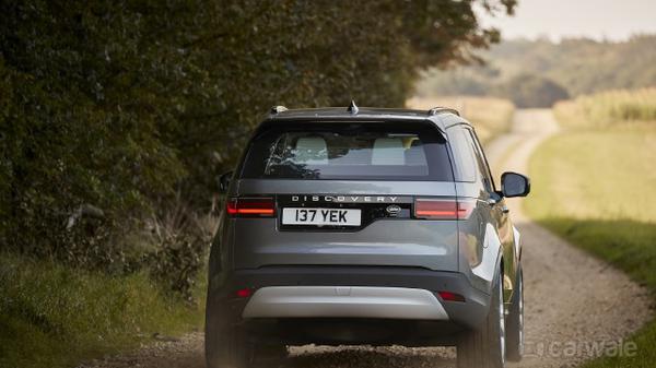Land Rover Discovery 2021 ra mắt tại Ấn Độ được tinh chỉnh ngoại hình, bổ sung thêm trang bị