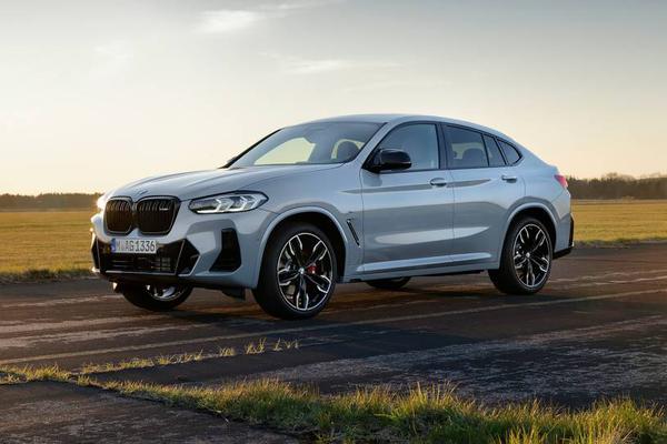 Lộ trang bị BMW X4 2022 sắp ra mắt tại Việt Nam đấu Mercedes-Benz GLC Coupe