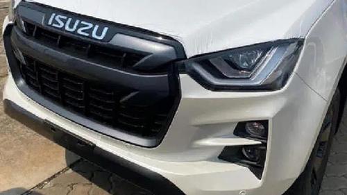 Bán tải Isuzu D-Max 2021 với nhiều nâng cấp đáng chú ý chính thức cập bến Việt Nam