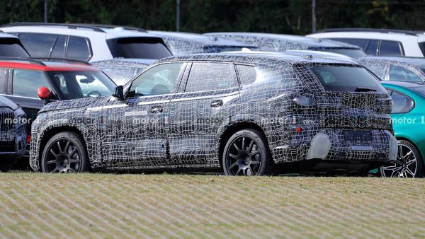 SUV cỡ lớn BMW X8 bị bắt gặp chạy thử nghiệm trên phố khiến người dùng mong đợi ngày ra mắt