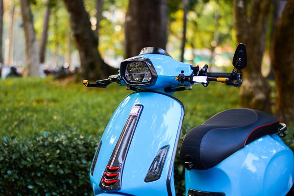 Ngắm Vespa Sprint với gói độ hơn 300 triệu đồng