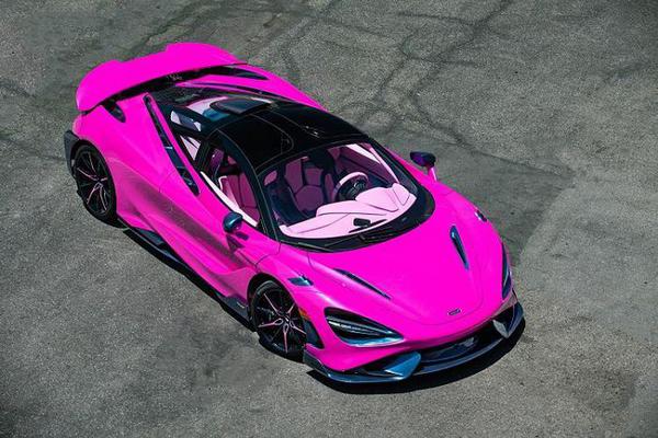 McLaren 765LT với màu sơn hồng cánh sen độc đáo