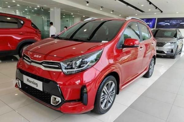 Giá lăn bánh và ưu đãi lớn tới từ Kia Morning khiến cho Toyota Wigo và Hyundai Grand i10 lo ngại