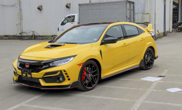 Chi tiết về Honda Civic Type R xuất hiện tại Hà Nội
