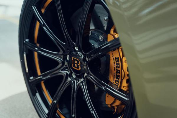 Mercedes-AMG GT 63 S mạnh đến 800 mã lực nhờ gói độ Brabus