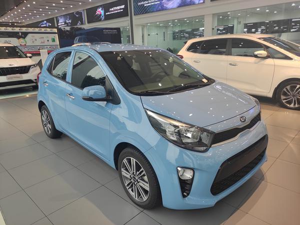 Kia Morning 2022 bất ngờ giảm giá còn 379 triệu đồng, cạnh tranh cùng Hyundai i10