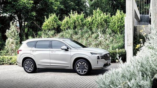 Hyundai SantaFe Hybrid được cấp giấy chứng nhận chất lượng tại Việt Nam