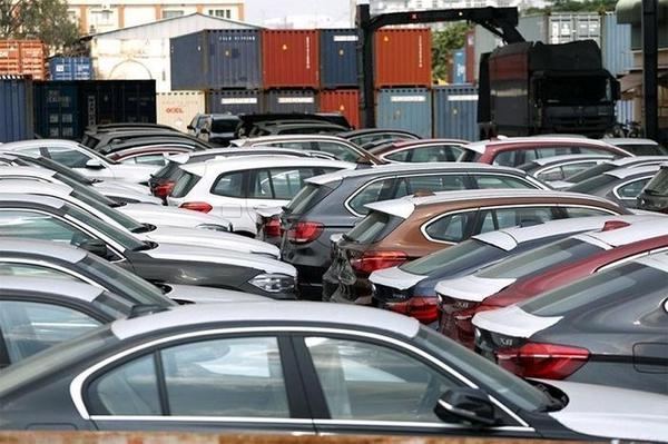 Xe ôtô nhập khẩu về Việt Nam đạt con số kỉ lục trong tháng 8