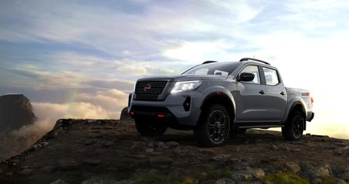 Nissan Navara 2021 với động cơ mới cải thiện sức mạnh đáng kể