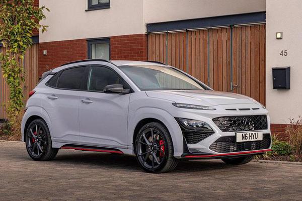 Top 10 mẫu SUV thể thao tốt nhất năm 2022 theo từng phân khúc