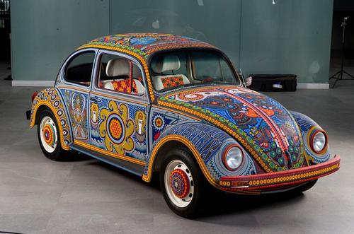Volkswagen Beetle Vochol đính hạt độc nhất thế giới