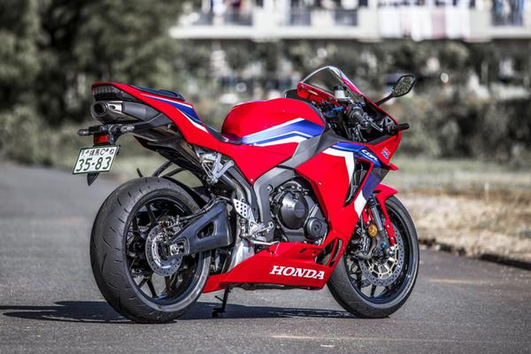 Honda CBR600RR 2021 được ra mắt tại Malaysia và sẽ có giá bán lên đến 553 triệu đồng