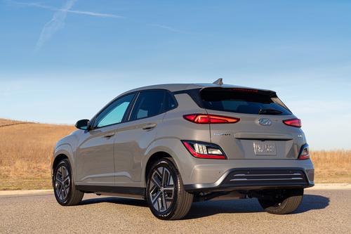 Hyundai Kona 2022 chính thức ra mắt tại Mỹ với 2 phiên bản động cơ mạnh mẽ