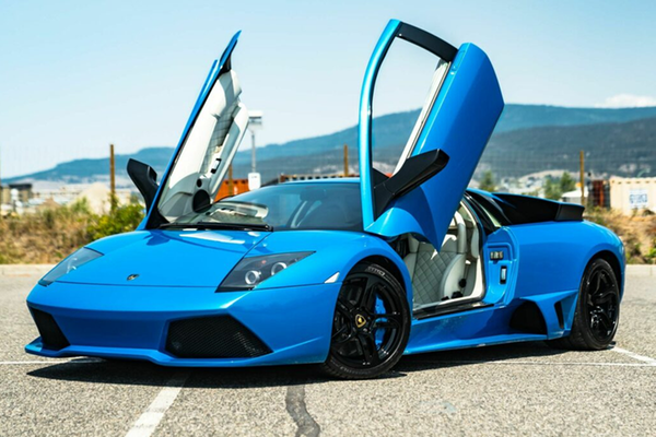 Ngắm Lamborghini Murcielago LP640 số sàn giá 25 tỷ đồng