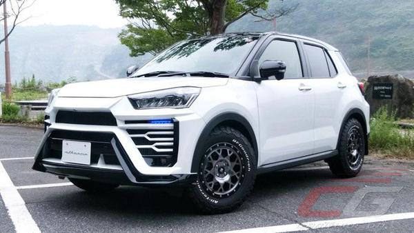 Toyota Raize với bộ bodykit cho ngoại hình lên đời thành Lamborghini Urus